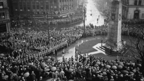 Remembrance Day, Victory Square, 1932. CoV Archives: CVA 99-2691